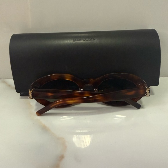 Saint Laurent SL M136 Havana/Green (002) - Picture 4 of 12